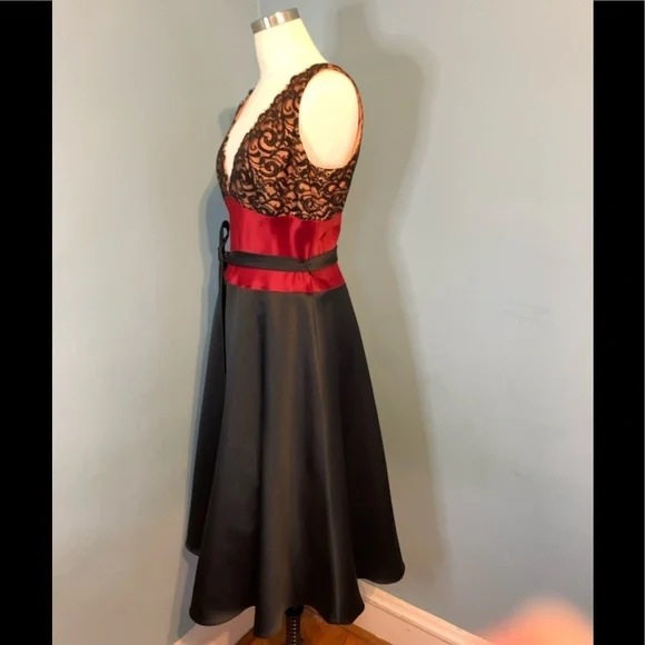 Vintage Laundry by Shelli Segal black and red satin Cocktail Dress size 10 - Picture 8 of 13
